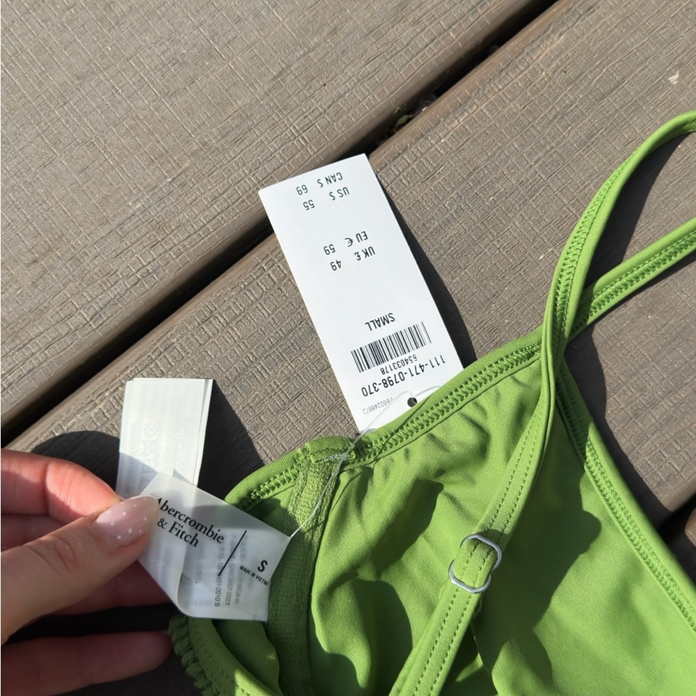 Abercrombie & Fitch Bright Green Bikini - Picture 3 of 5